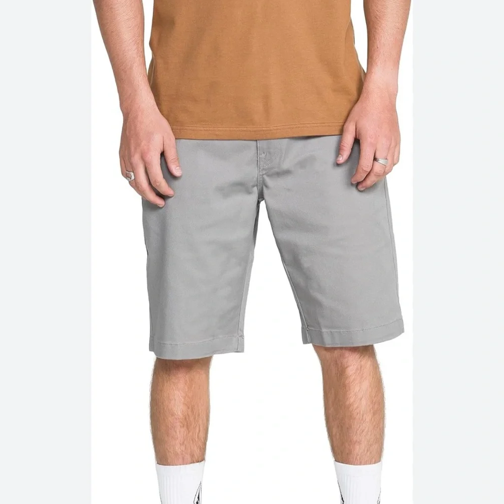Volcom Men's VMonty Stretch Shorts Gray Size 30‎ NWT MSRP $50